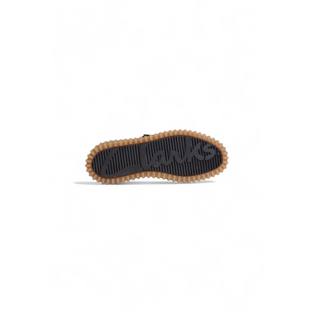 Black Sponge Platform Pumps