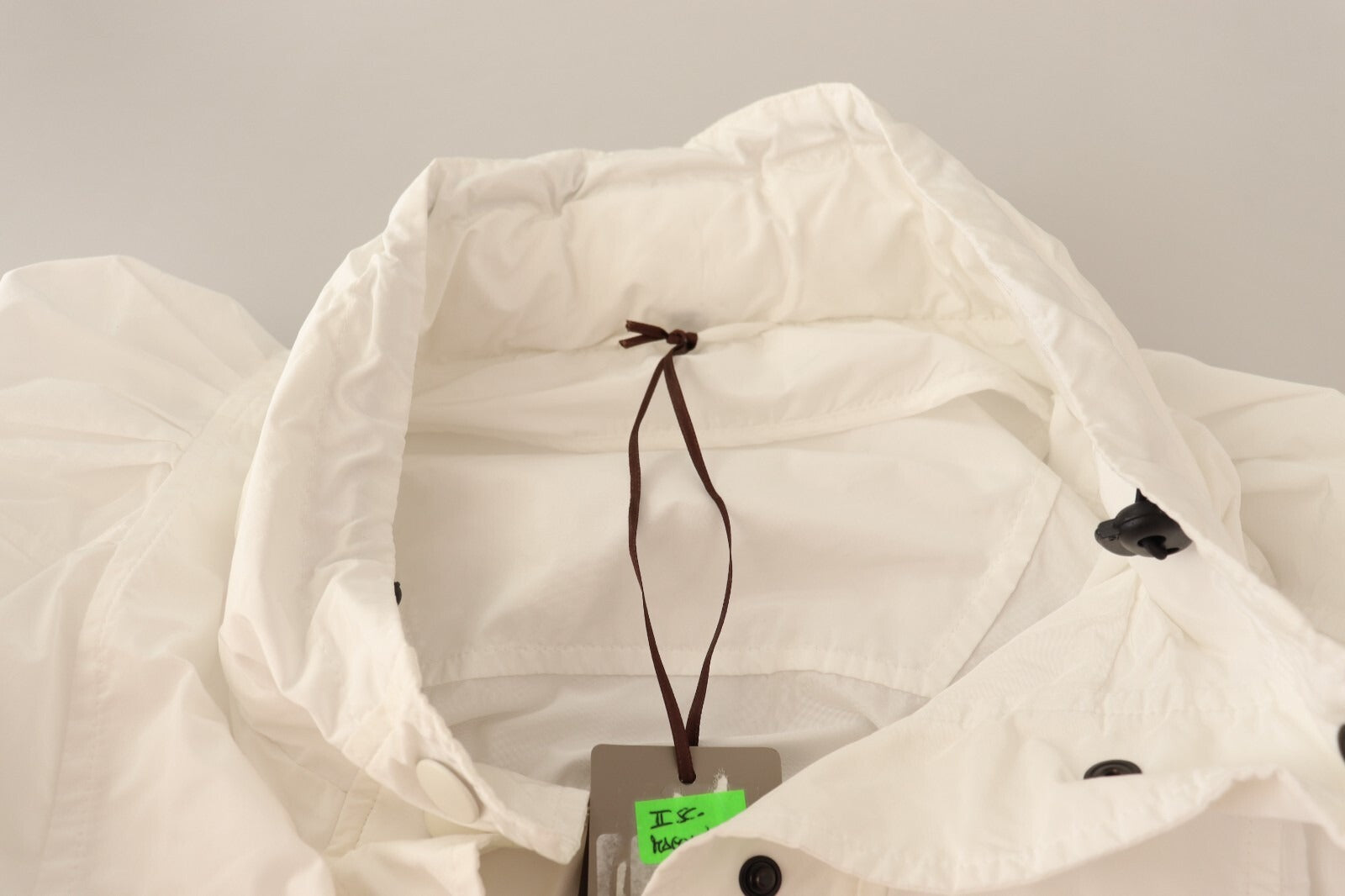 Button Down White Long Sleeve Polyester Jacket