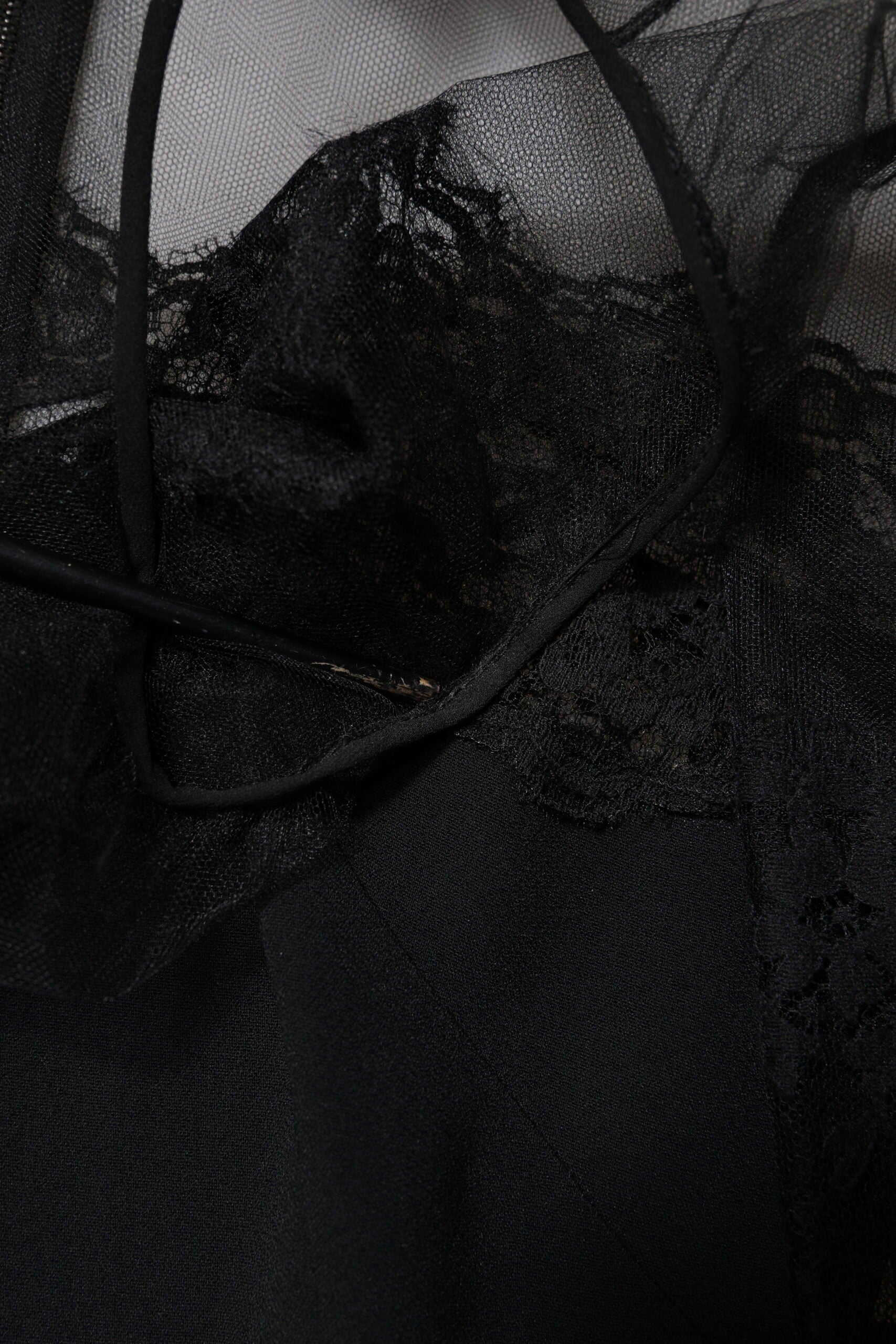 Black Lace Trim Nylon Tulle Sheath Midi Dress