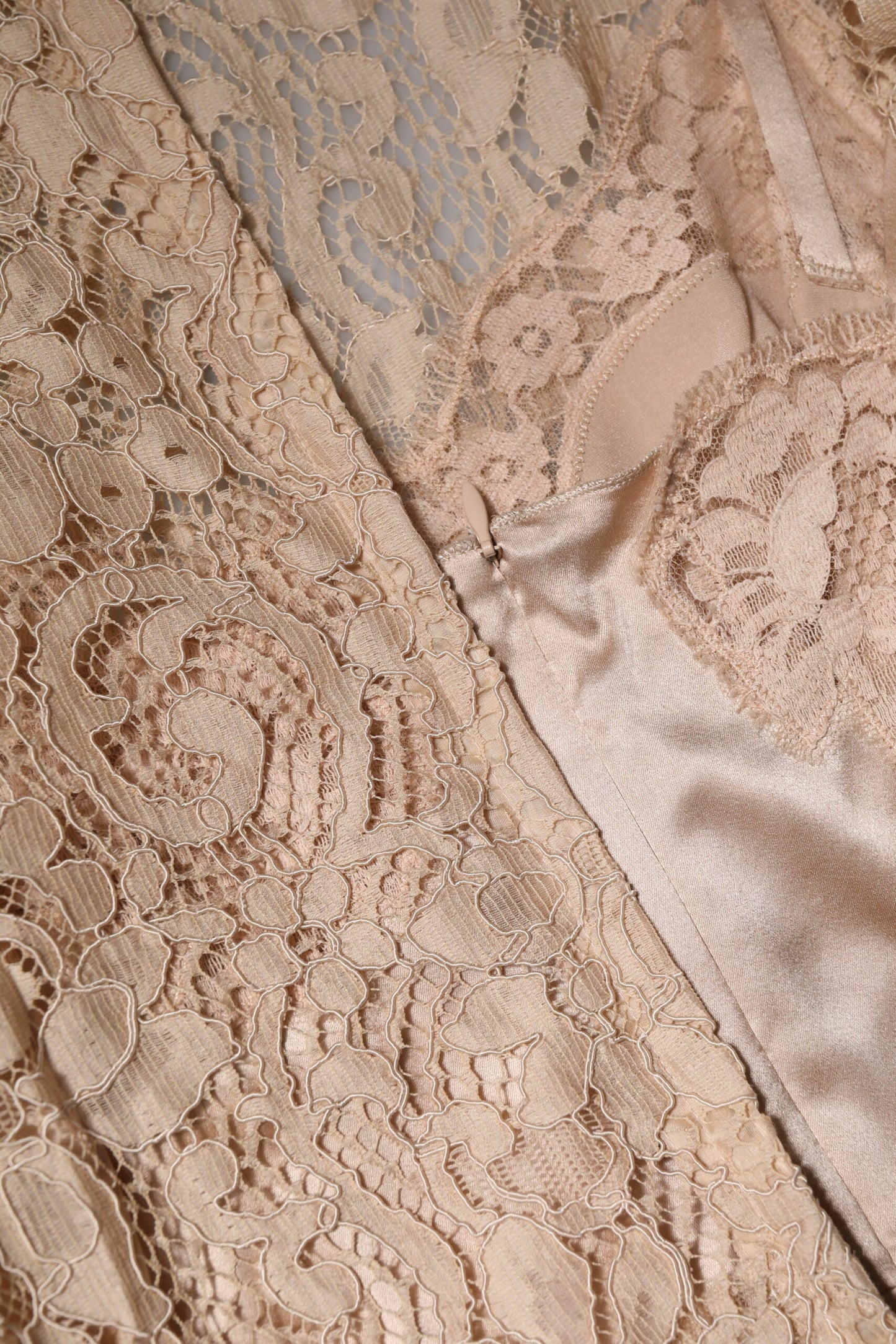 Beige Floral Lace Sleeveless Sheath Dress