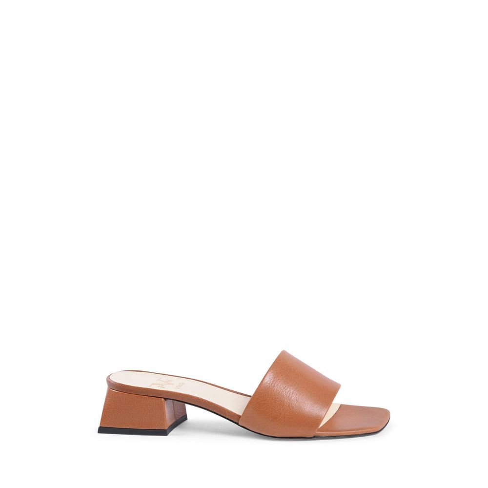 Brown Leather Flat Sandals