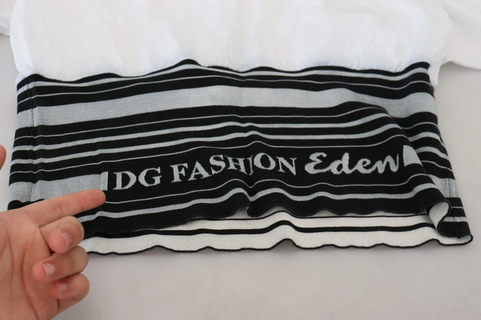 White Printed Short Sleeves Pullover Top